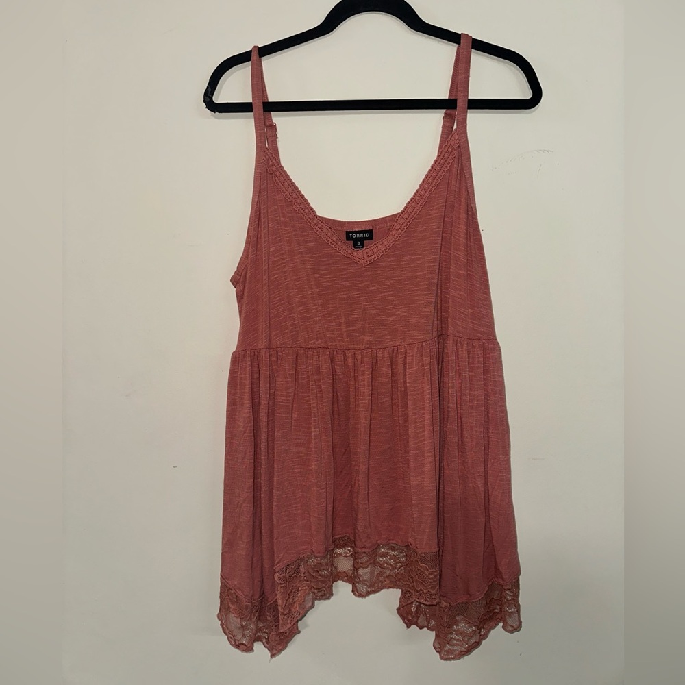 NWOT Torrid Sassy Lace Trimmed Cami